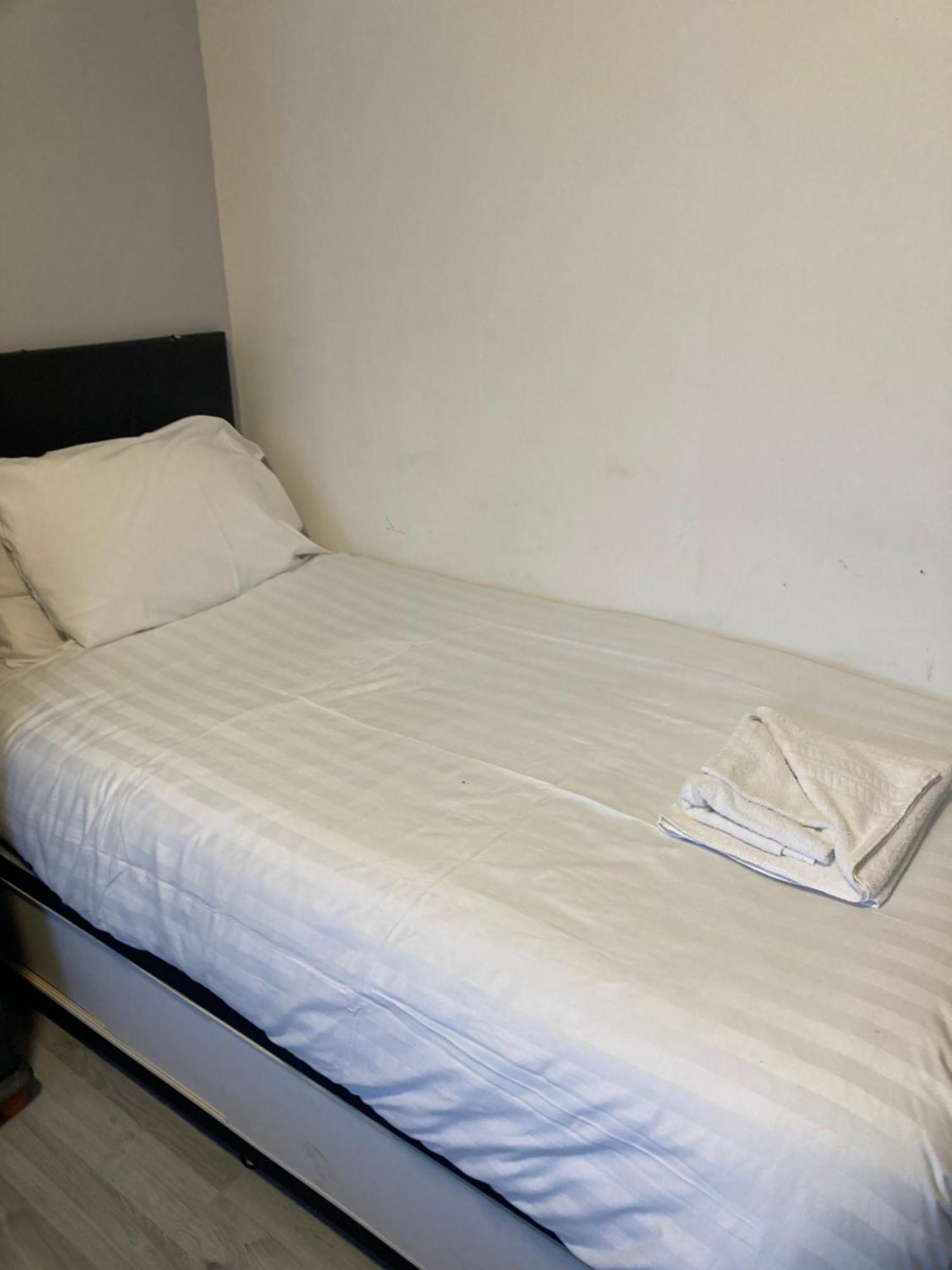 Abingdon Lodge Hotel Ryde  Ngoại thất bức ảnh