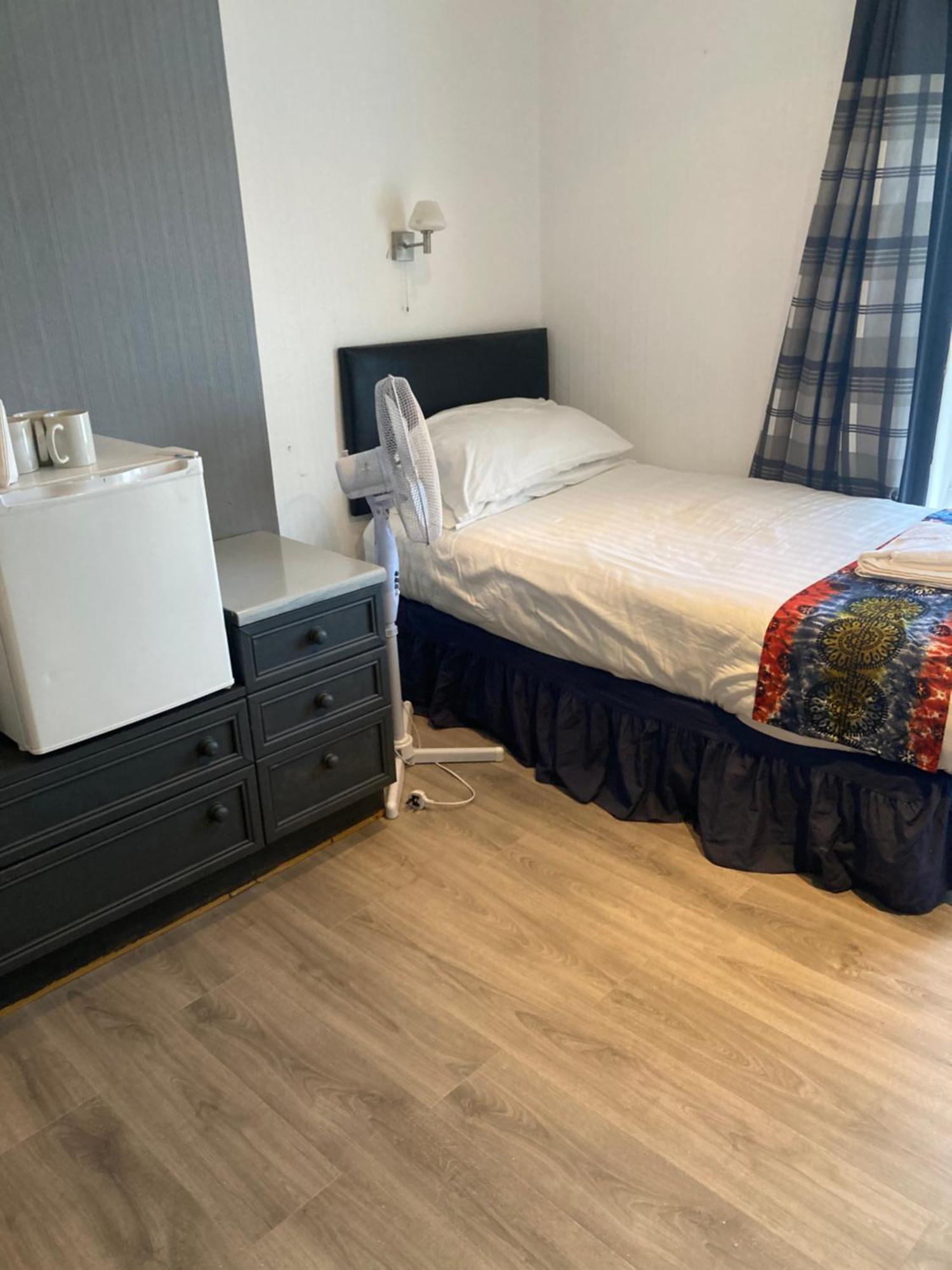 Abingdon Lodge Hotel Ryde  Ngoại thất bức ảnh