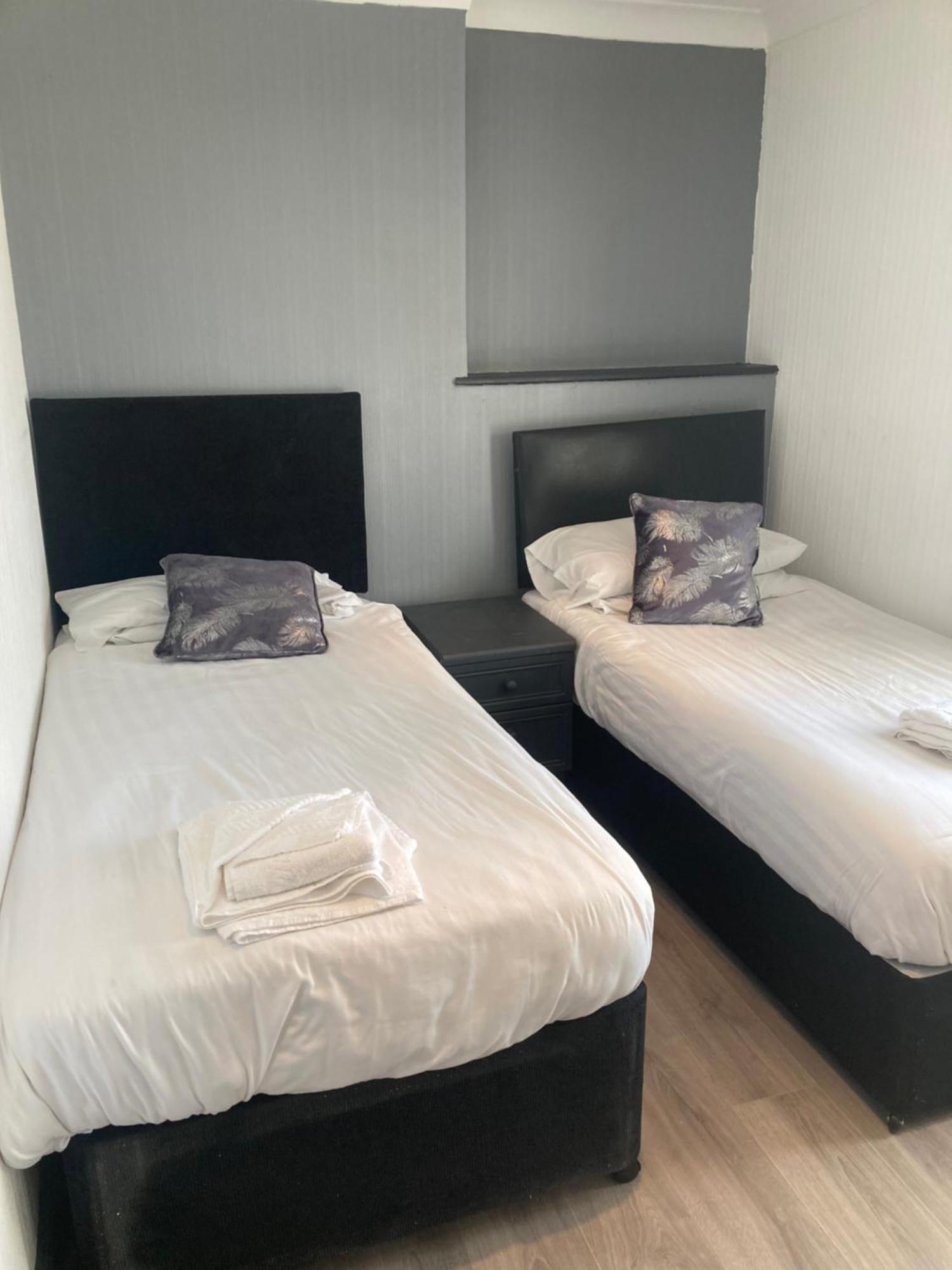Abingdon Lodge Hotel Ryde  Ngoại thất bức ảnh