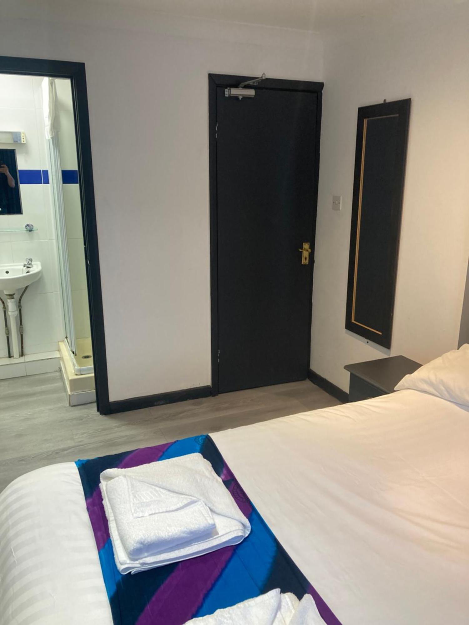 Abingdon Lodge Hotel Ryde  Ngoại thất bức ảnh