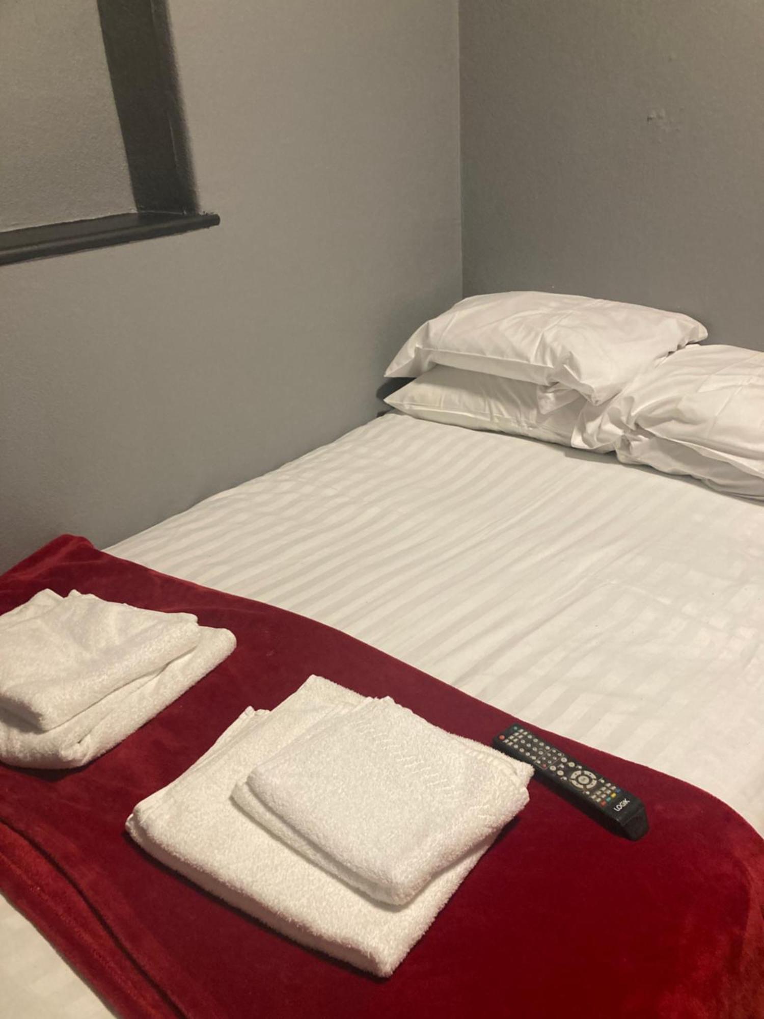 Abingdon Lodge Hotel Ryde  Ngoại thất bức ảnh